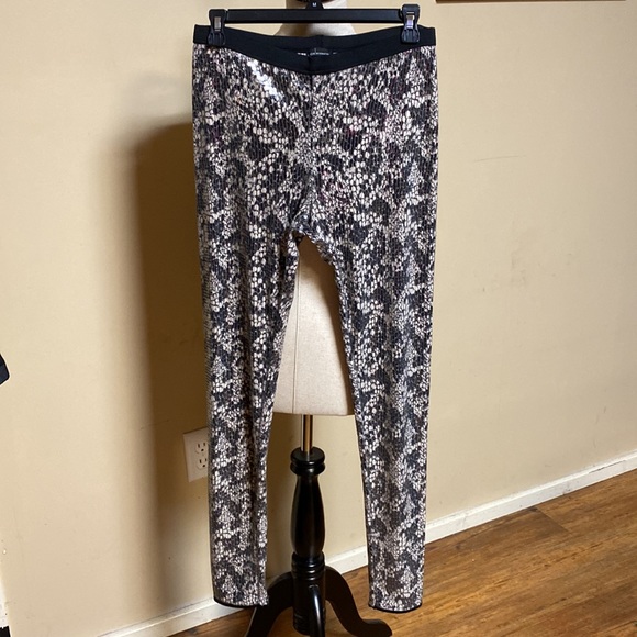 Moda International Pants - Gorgeous MODA International Snakeskin Look Leggings